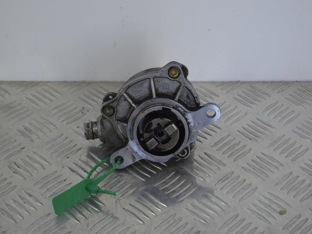 Насос вакуумный