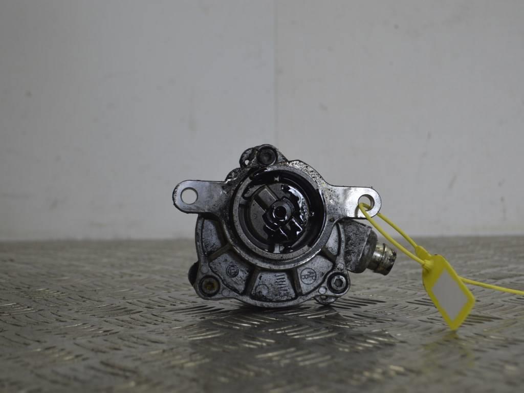 Насос вакуумный Renault Master 3 (2010-2019) 8200797164