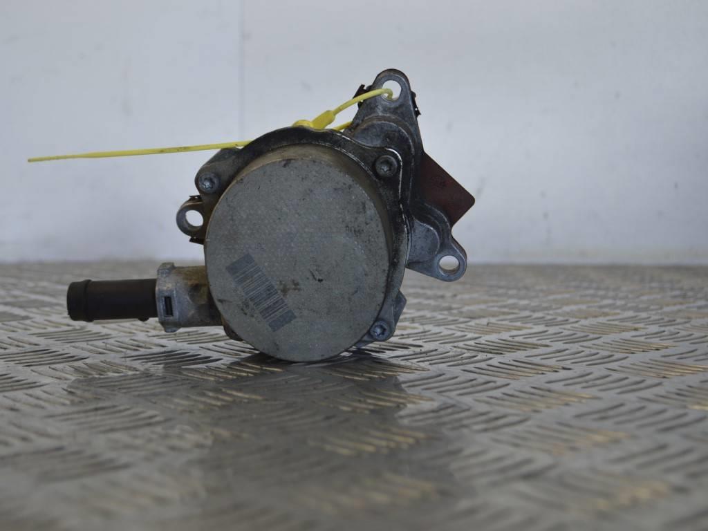 Насос вакуумный