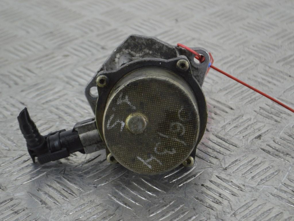 Насос вакуумный