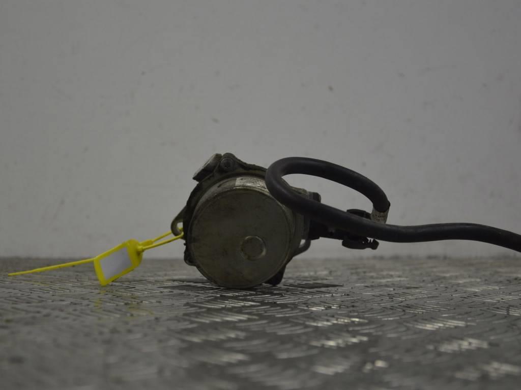 Насос вакуумный