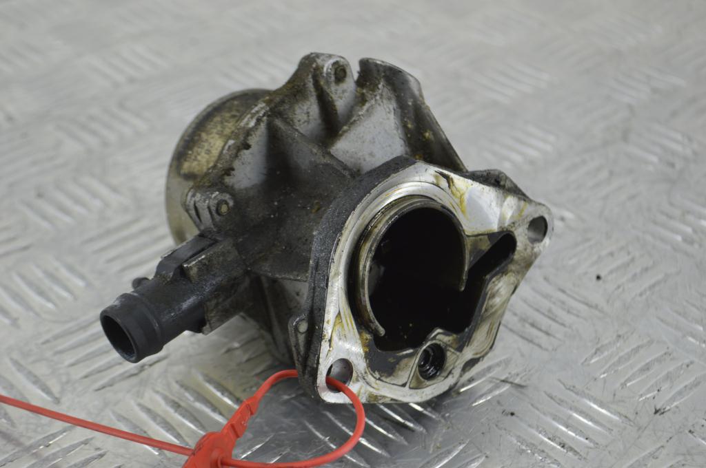 Насос вакуумный