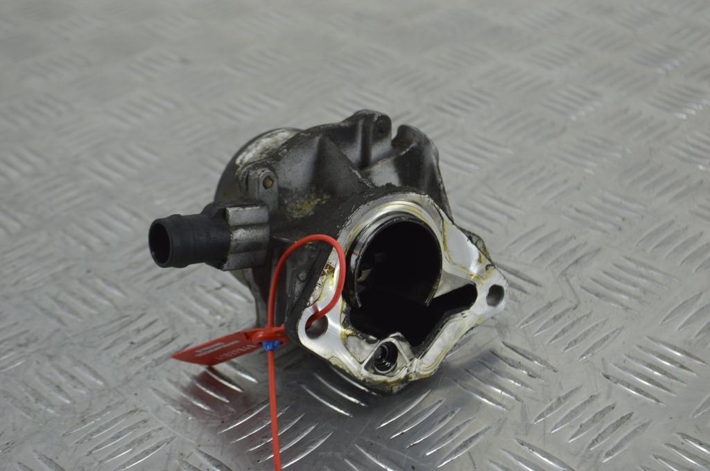 Насос вакуумный