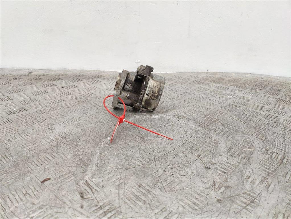 Насос вакуумный