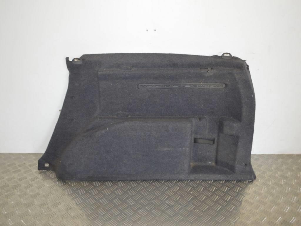 Обшивка багажника