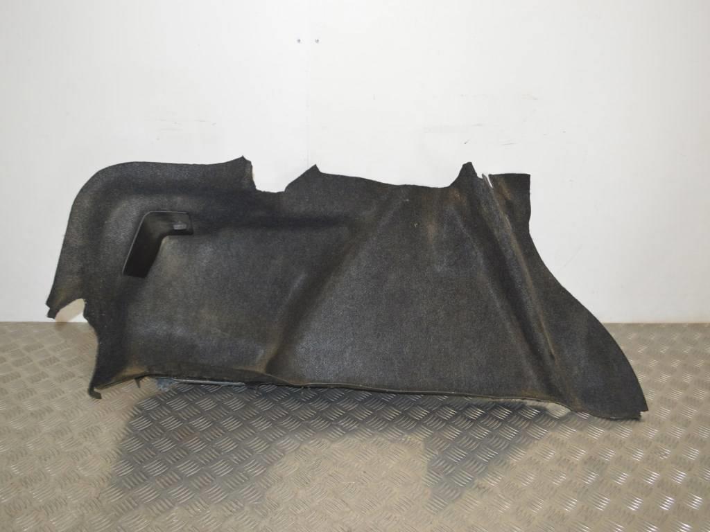 Обшивка багажника