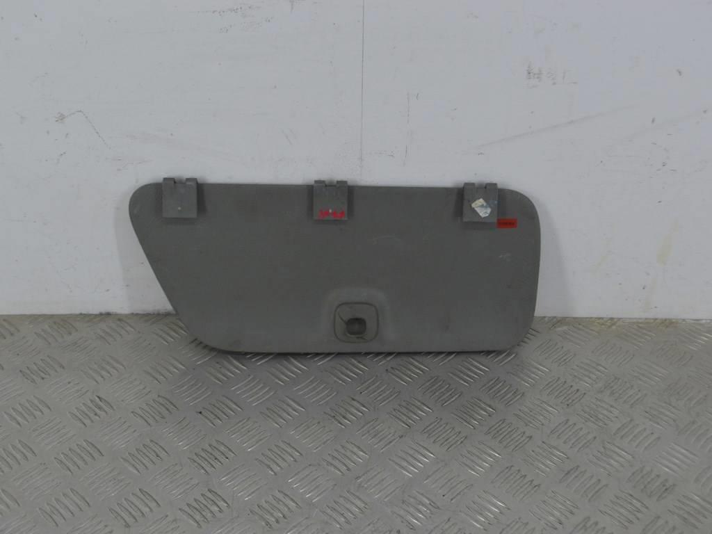 Обшивка багажника Renault Scenic 1 (1996-2003) 7700432285