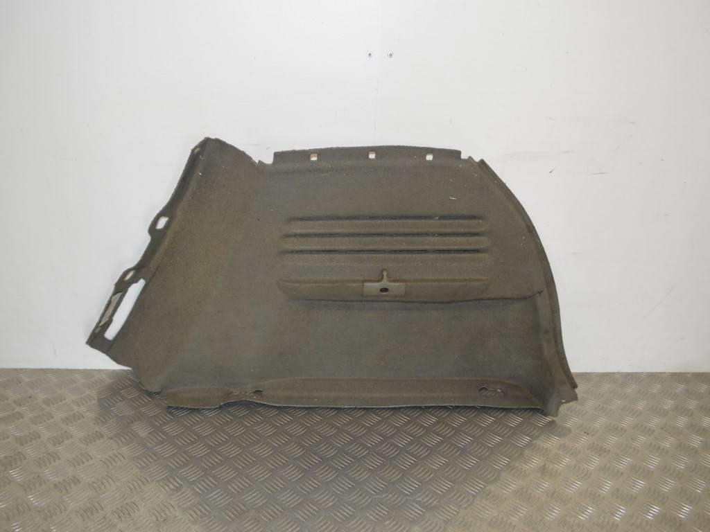 Обшивка багажника