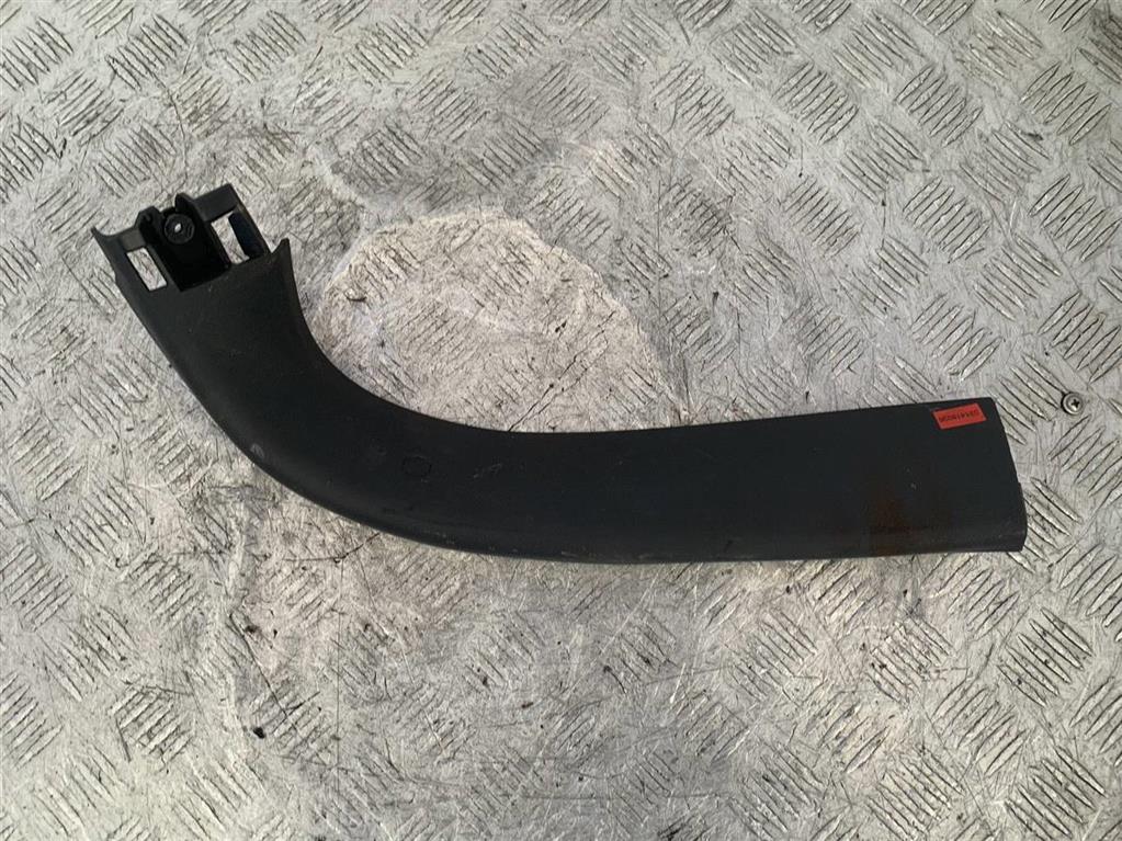 Обшивка багажника