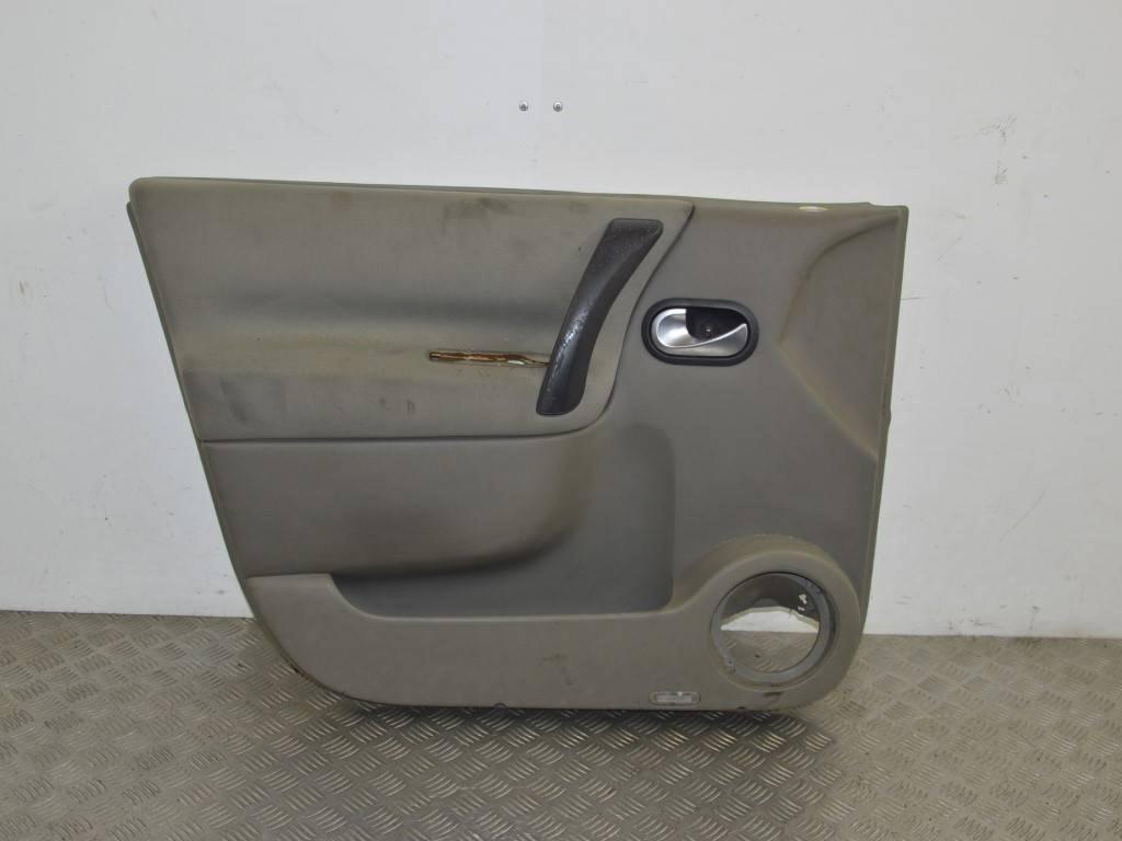 Обшивка двери передней левой (дверная карта) Renault Scenic 2 (2003-2009)