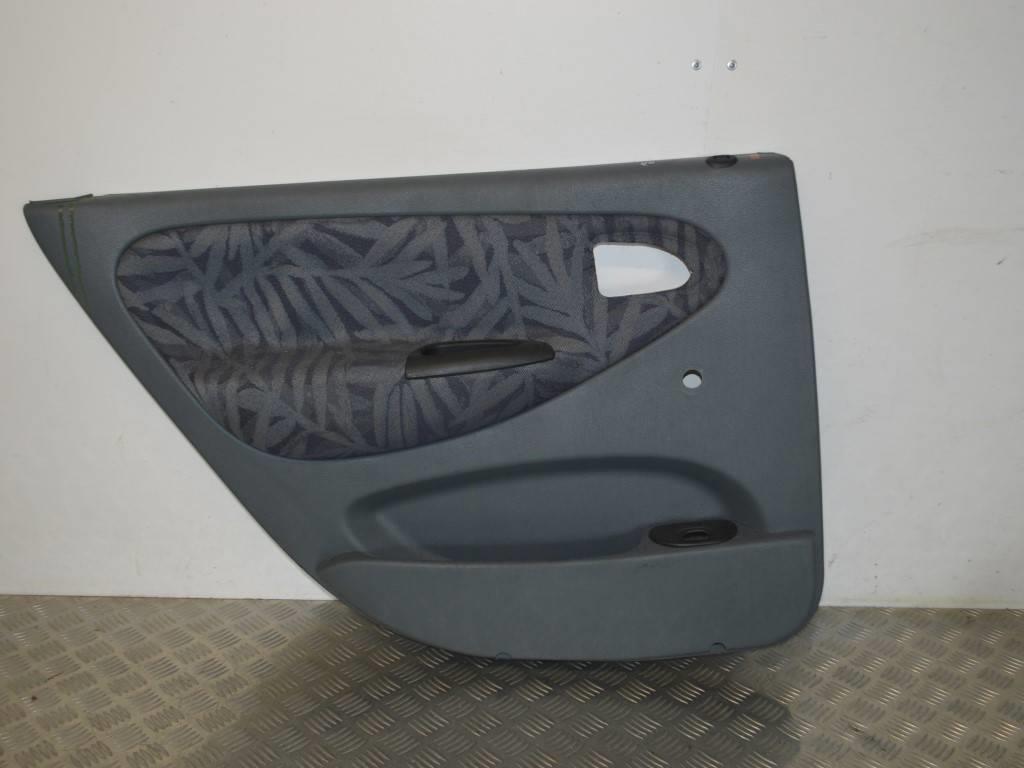 Обшивка двери задней левой (дверная карта) Renault Scenic 1 (1996-2003) 7700843152