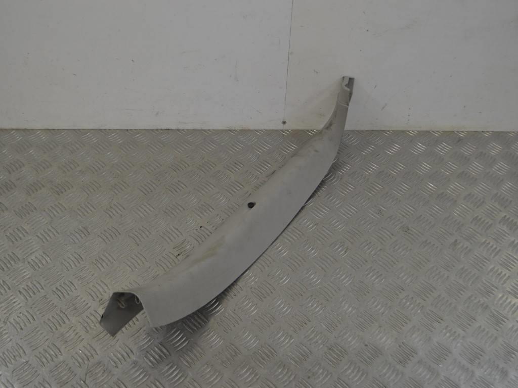 Обшивка крышки багажника