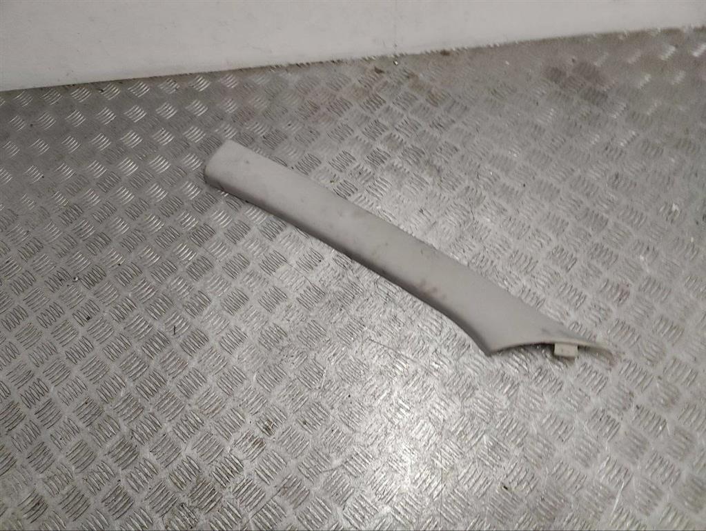 Обшивка стойки передней левой