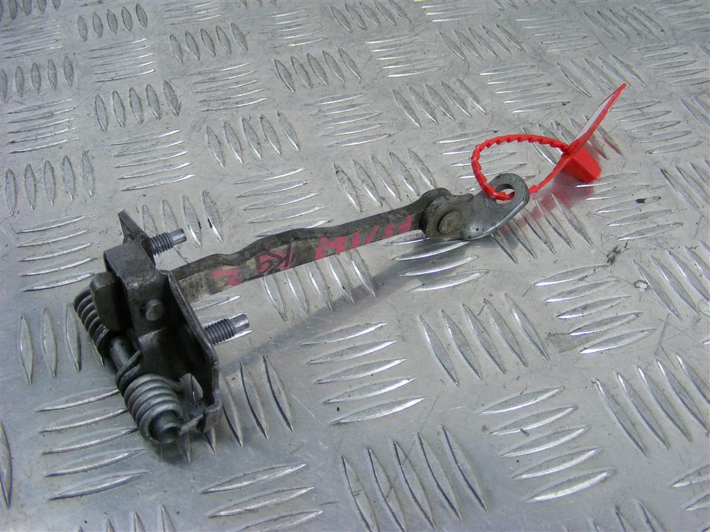 Ограничитель открывания двери Renault Kangoo 2 (2007-2019)