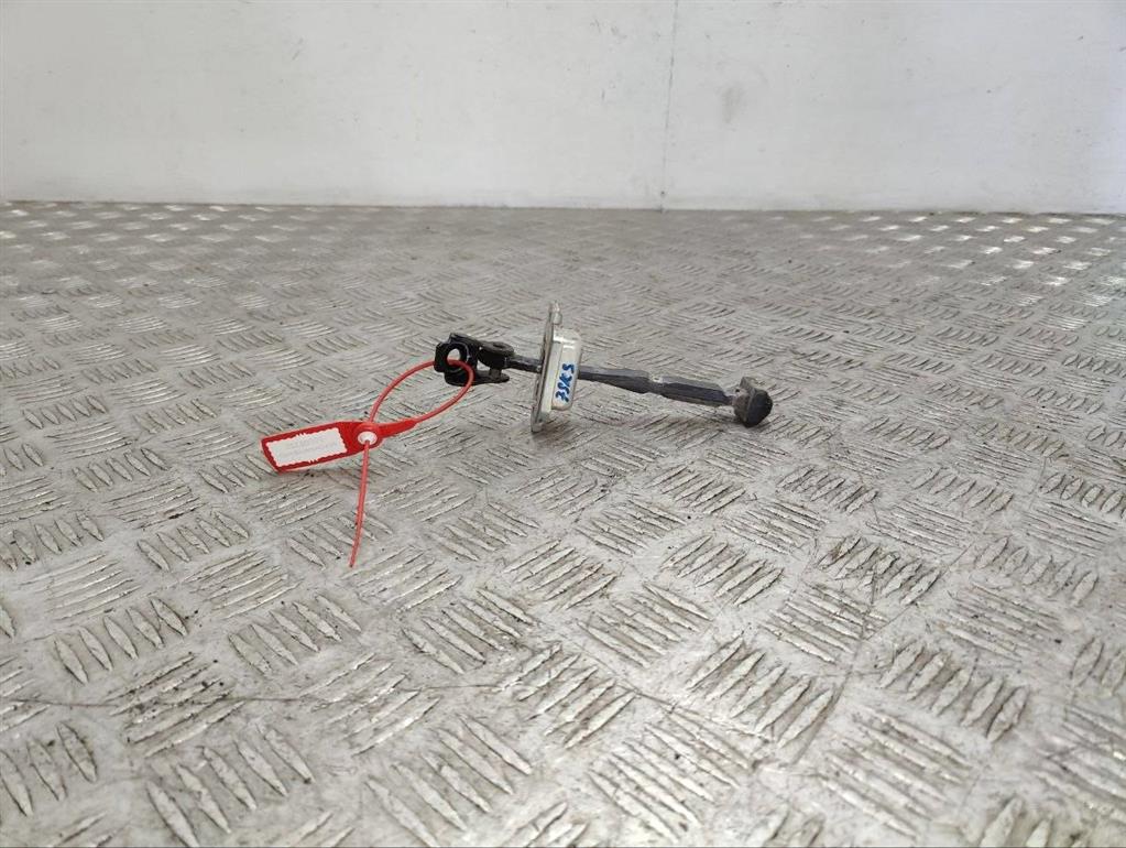 Ограничитель открывания двери задней