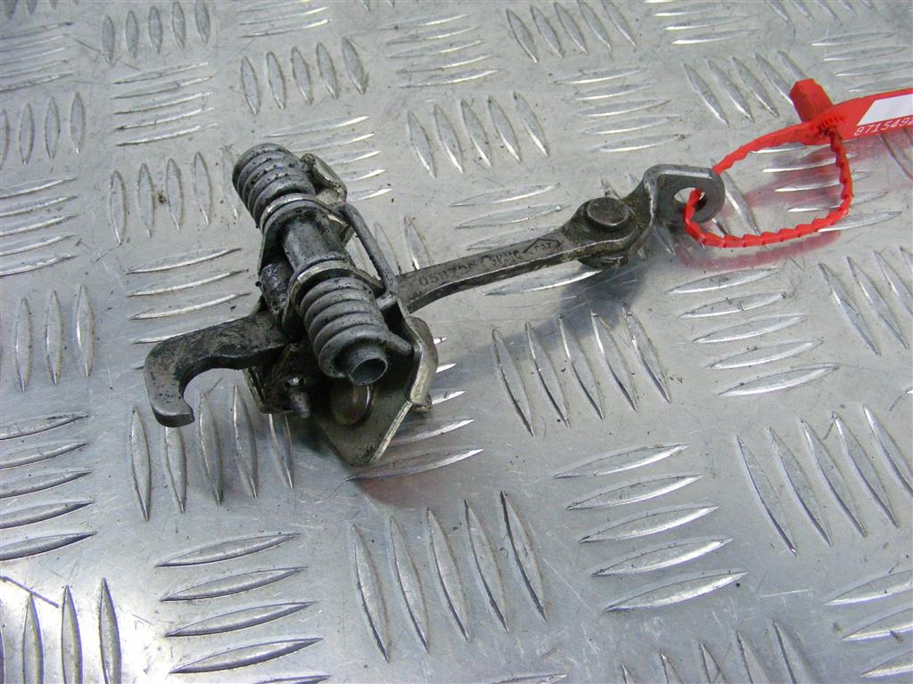 Ограничитель открывания двери