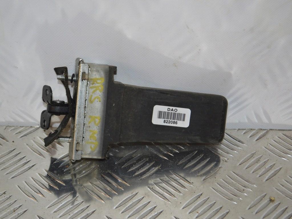 Ограничитель открывания двери