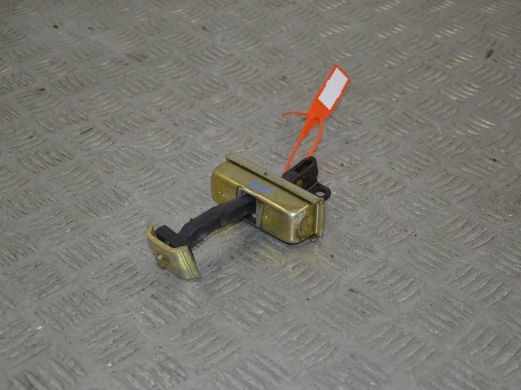 Ограничитель открывания двери