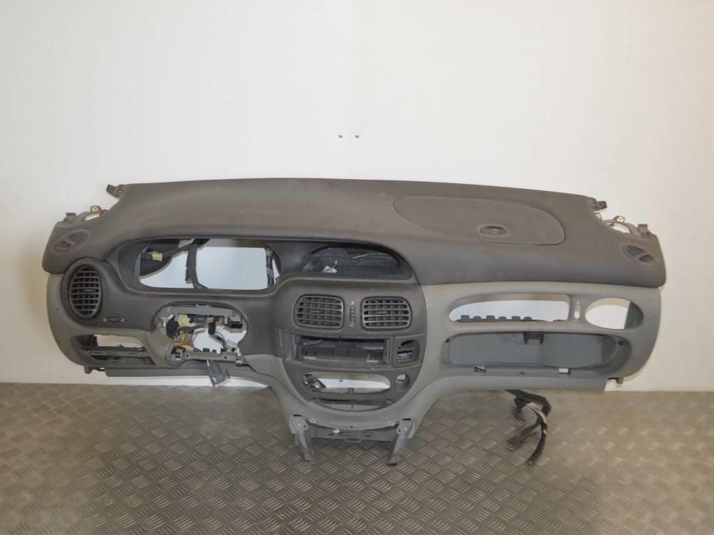 Панель передняя салона (торпедо) Renault Scenic 1 (1996-2003)