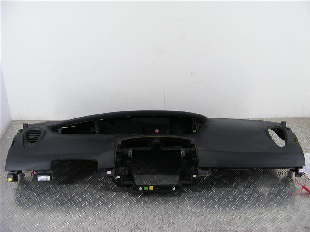 Панель передняя салона (торпедо)