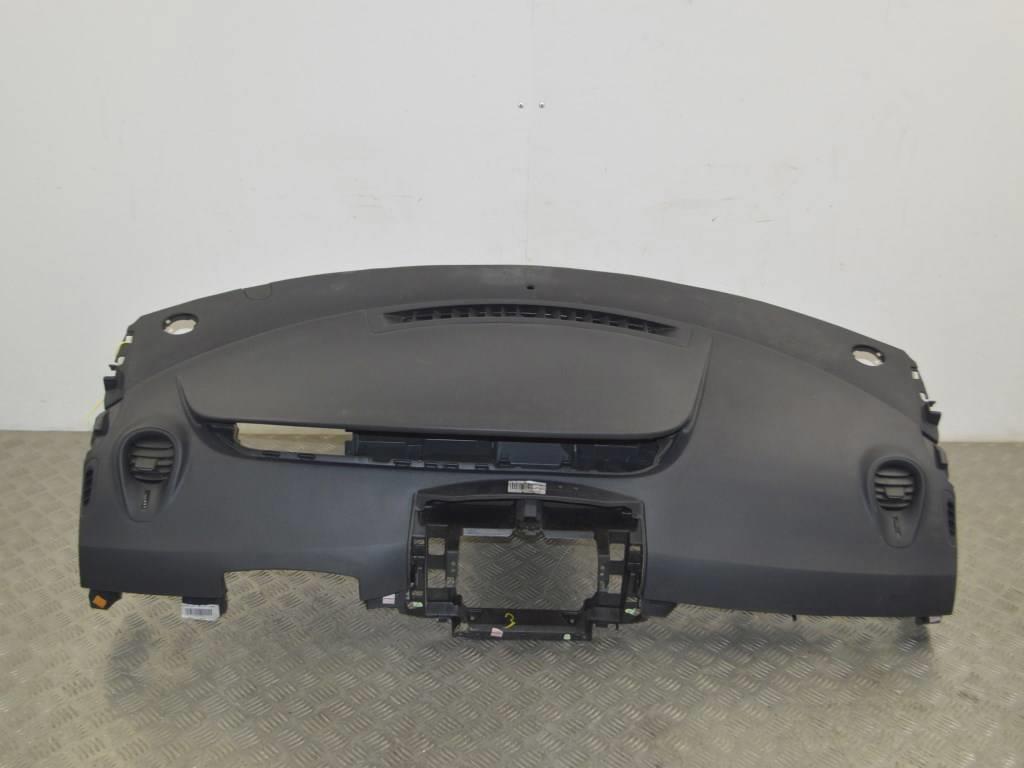 Панель передняя салона (торпедо) Renault Scenic 2 (2003-2009)