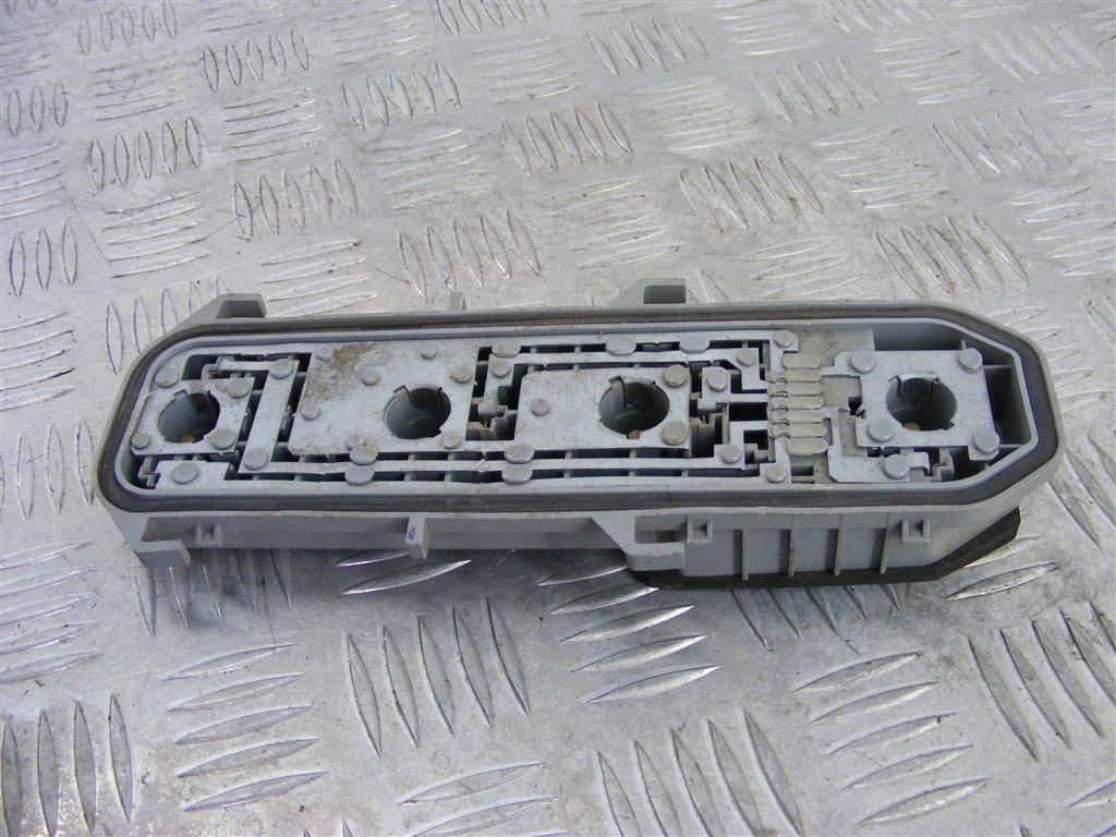 Панель (плата) фонаря заднего левого