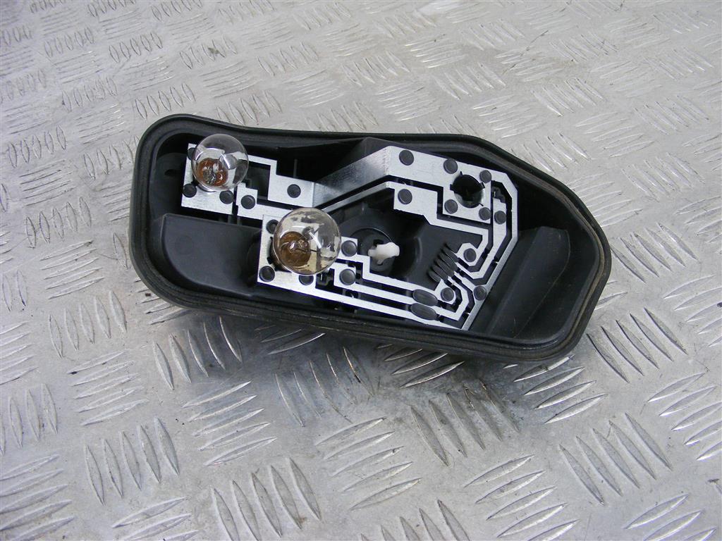 Панель (плата) фонаря заднего левого Renault Megane 2 (2002-2008) 89036895