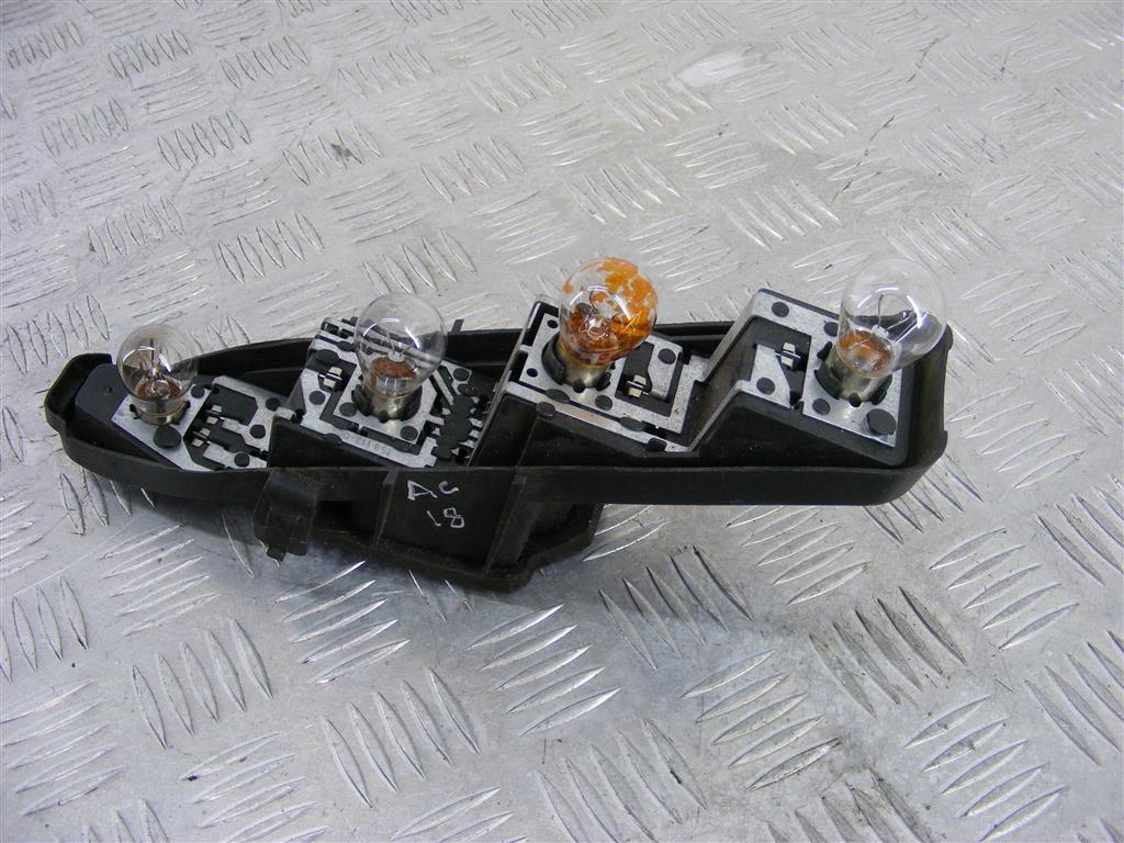 Панель (плата) фонаря заднего левого