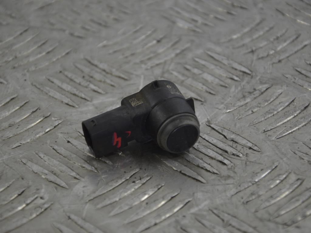 Парктроник передний