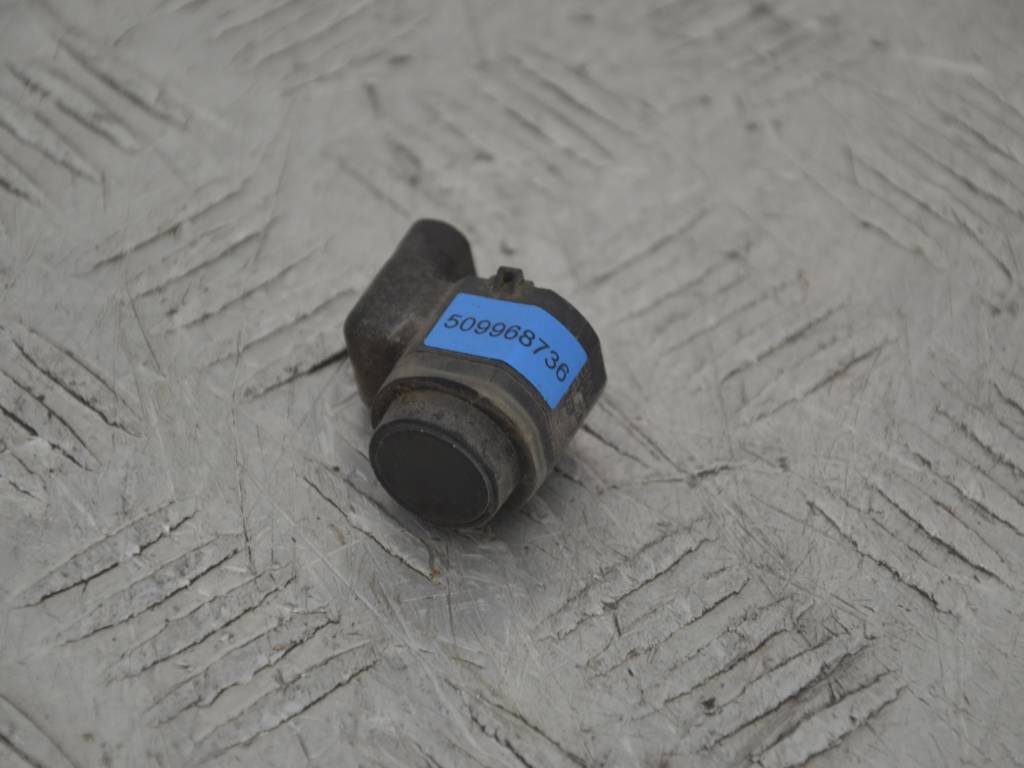 Парктроник передний