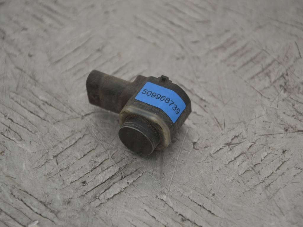 Парктроник передний