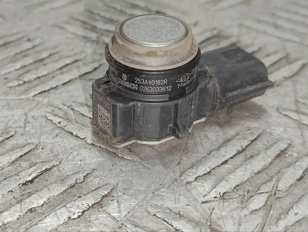 Парктроник задний