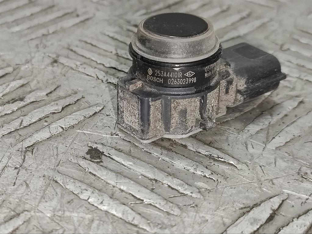 Парктроник задний