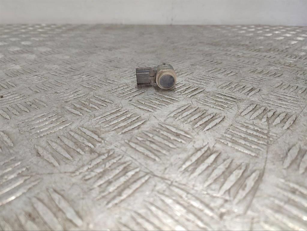 Парктроник задний