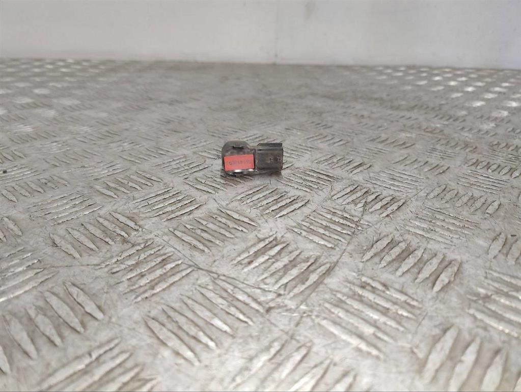 Парктроник задний