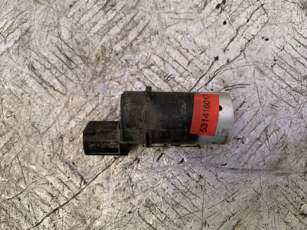 Парктроник задний