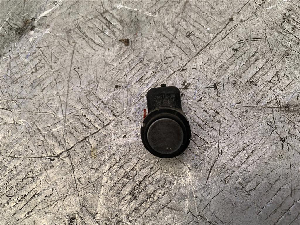 Парктроник задний