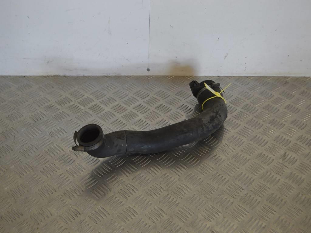 Патрубок интеркулера