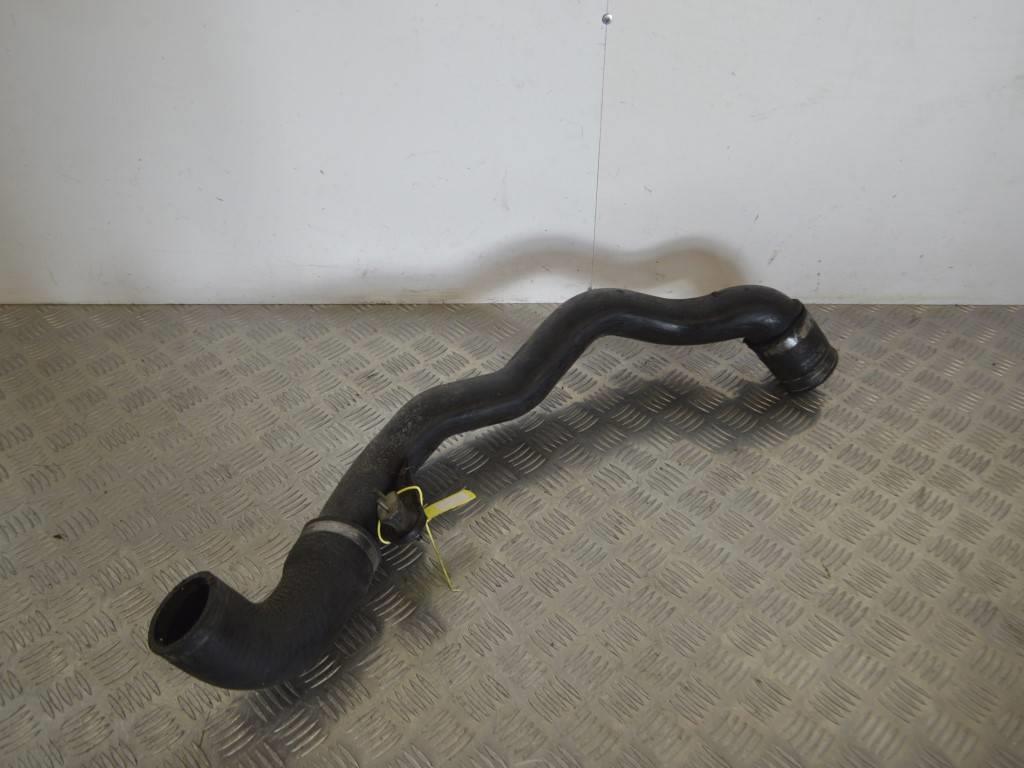 Патрубок интеркулера