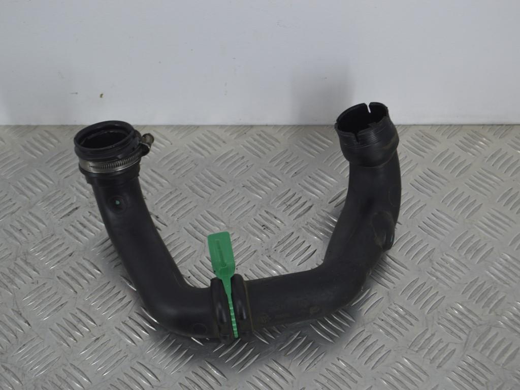 Патрубок интеркулера