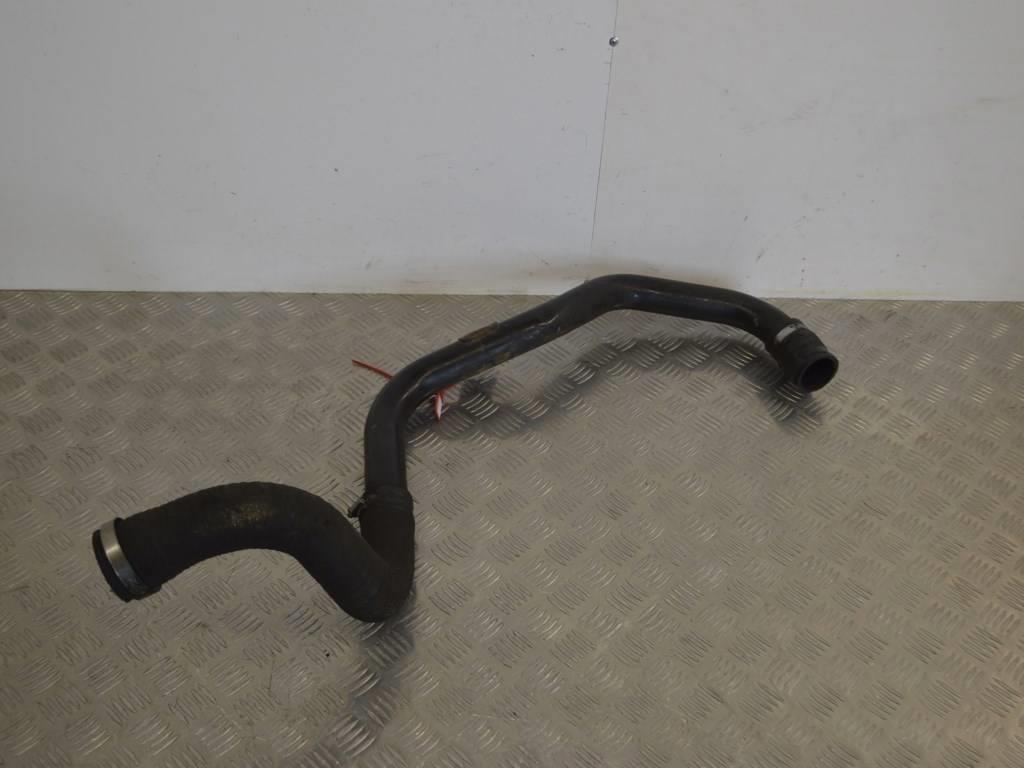 Патрубок интеркулера