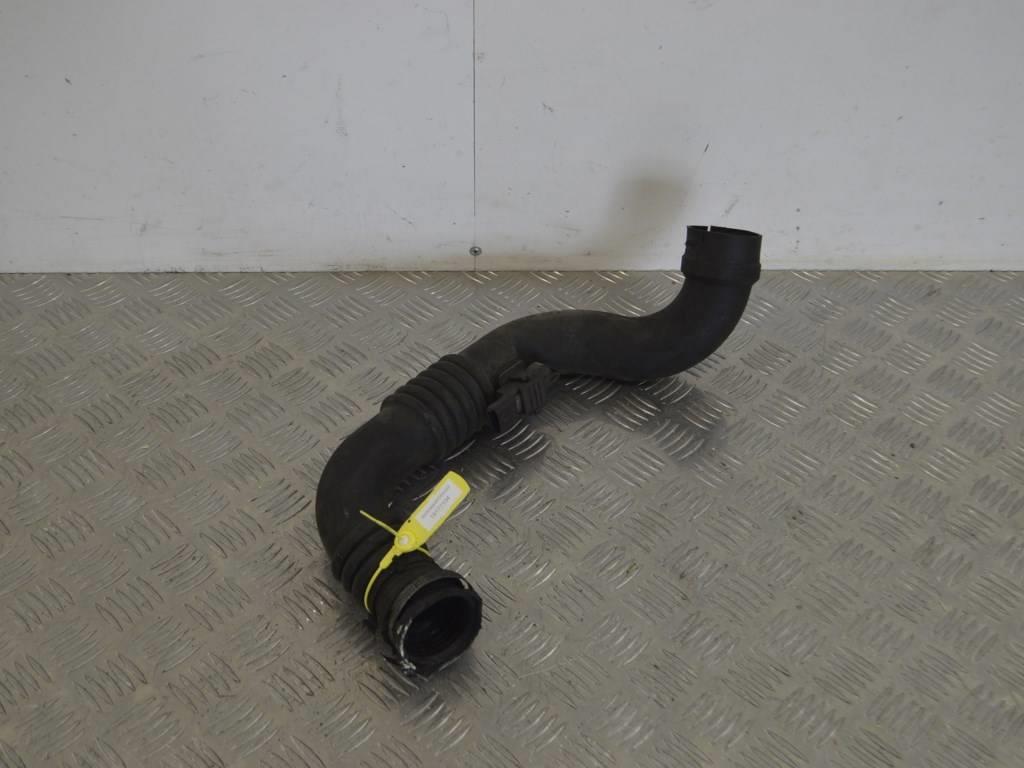 Патрубок интеркулера