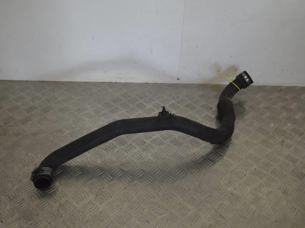 Патрубок интеркулера