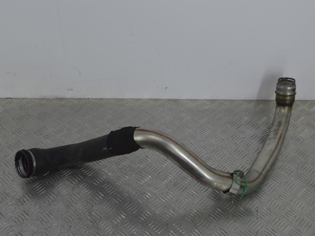 Патрубок интеркулера