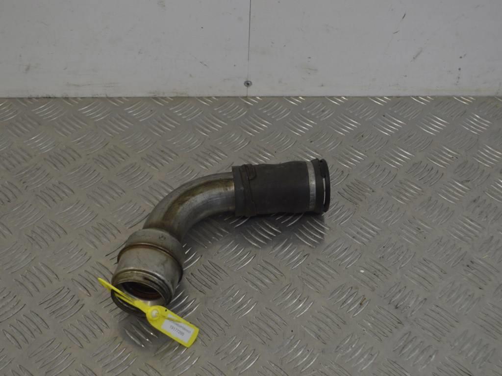 Патрубок интеркулера