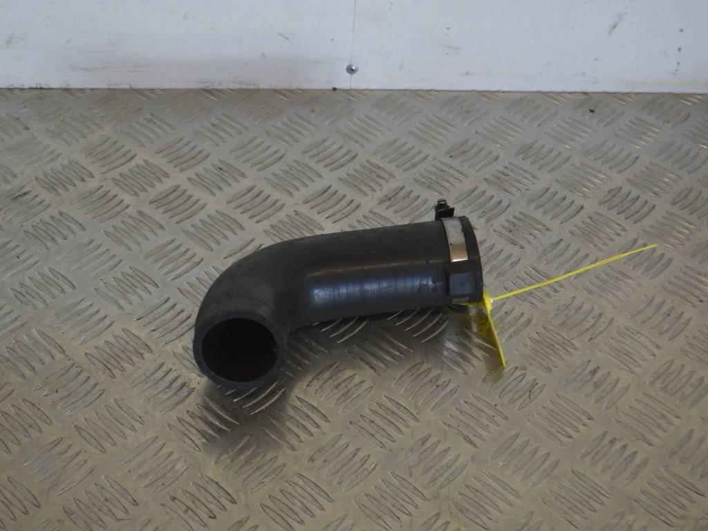 Патрубок интеркулера