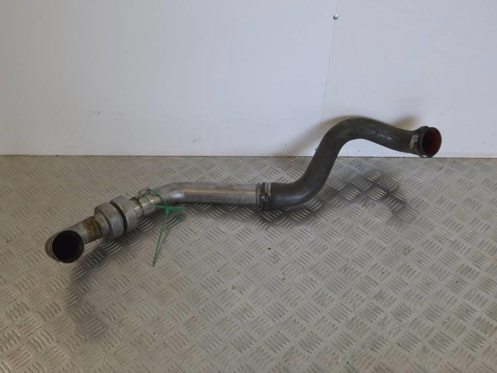 Патрубок интеркулера Renault Megane 2 (2002-2008)