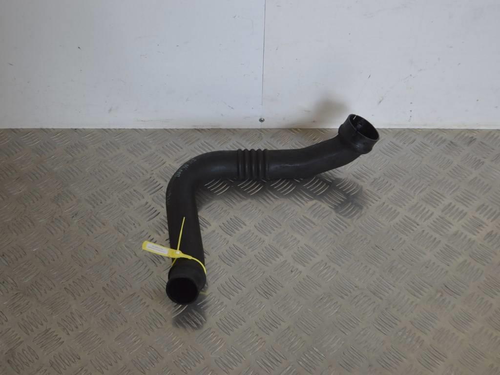 Патрубок интеркулера Renault Scenic 1 (1996-2003)