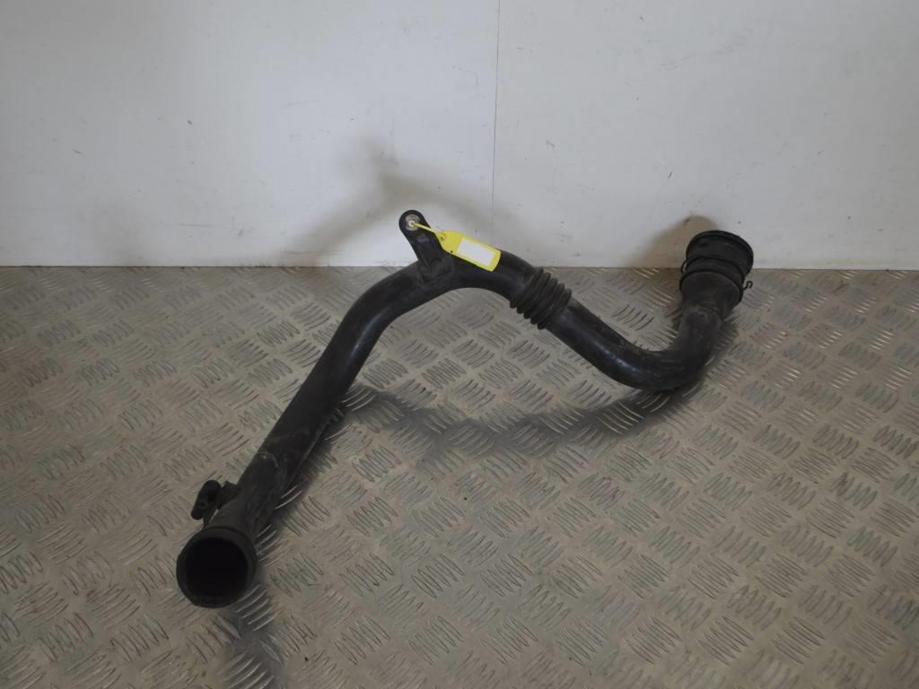 Патрубок интеркулера Renault Scenic 3 (2008-2015) 8200981497