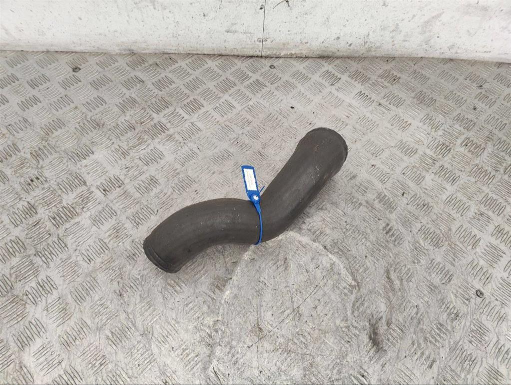 Патрубок интеркулера